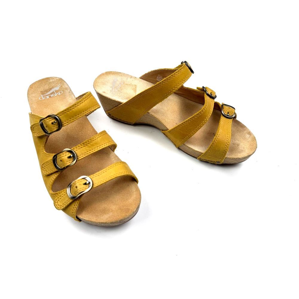 Dansko Tarin Wedge Sandal Women 39 US‎ 8.5-9 Strappy Platform Nubuck Yellow